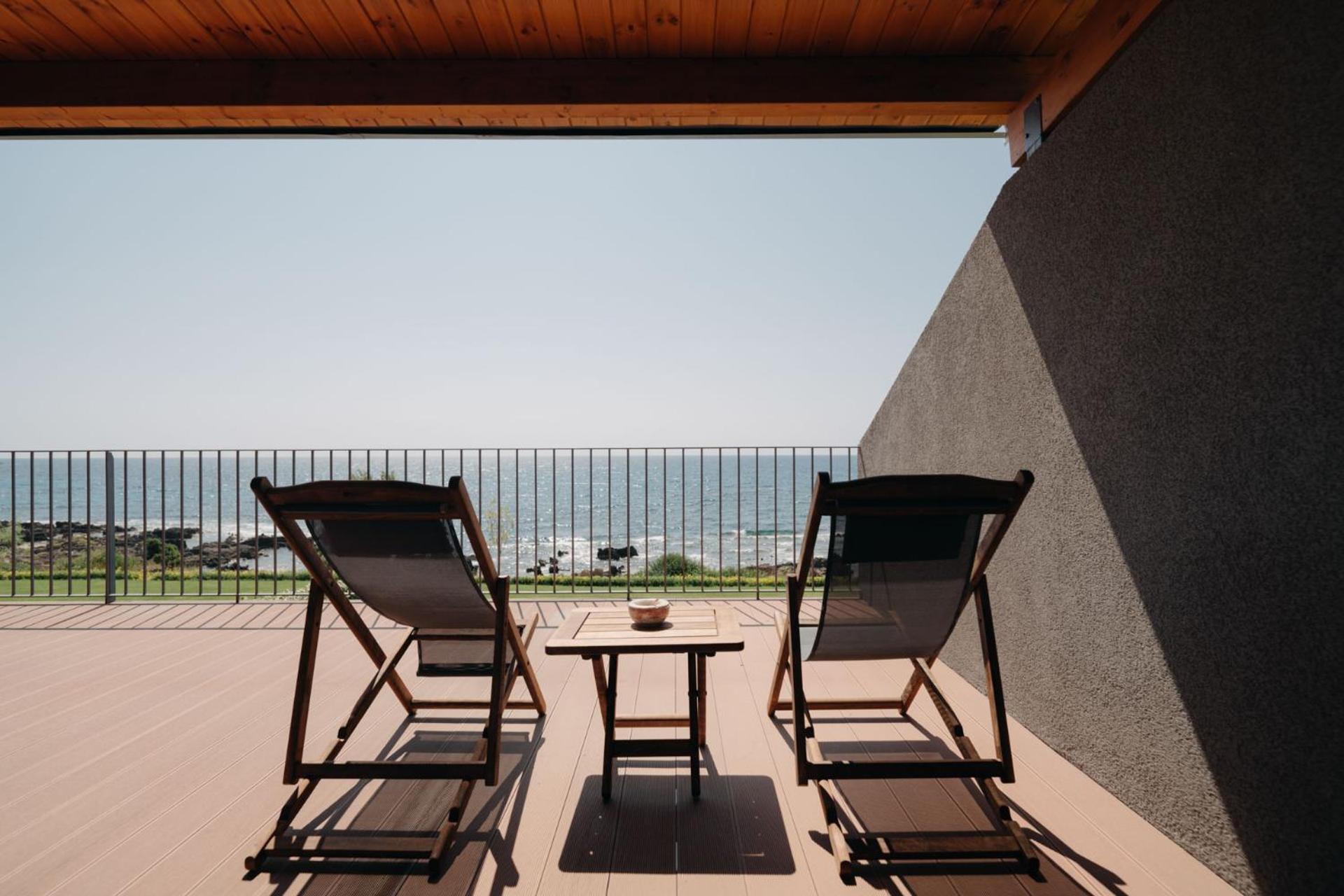 Real Life Homes Luxurious Seafront Villas Each With Their Own Private Pools Korakokhórion Exteriér fotografie